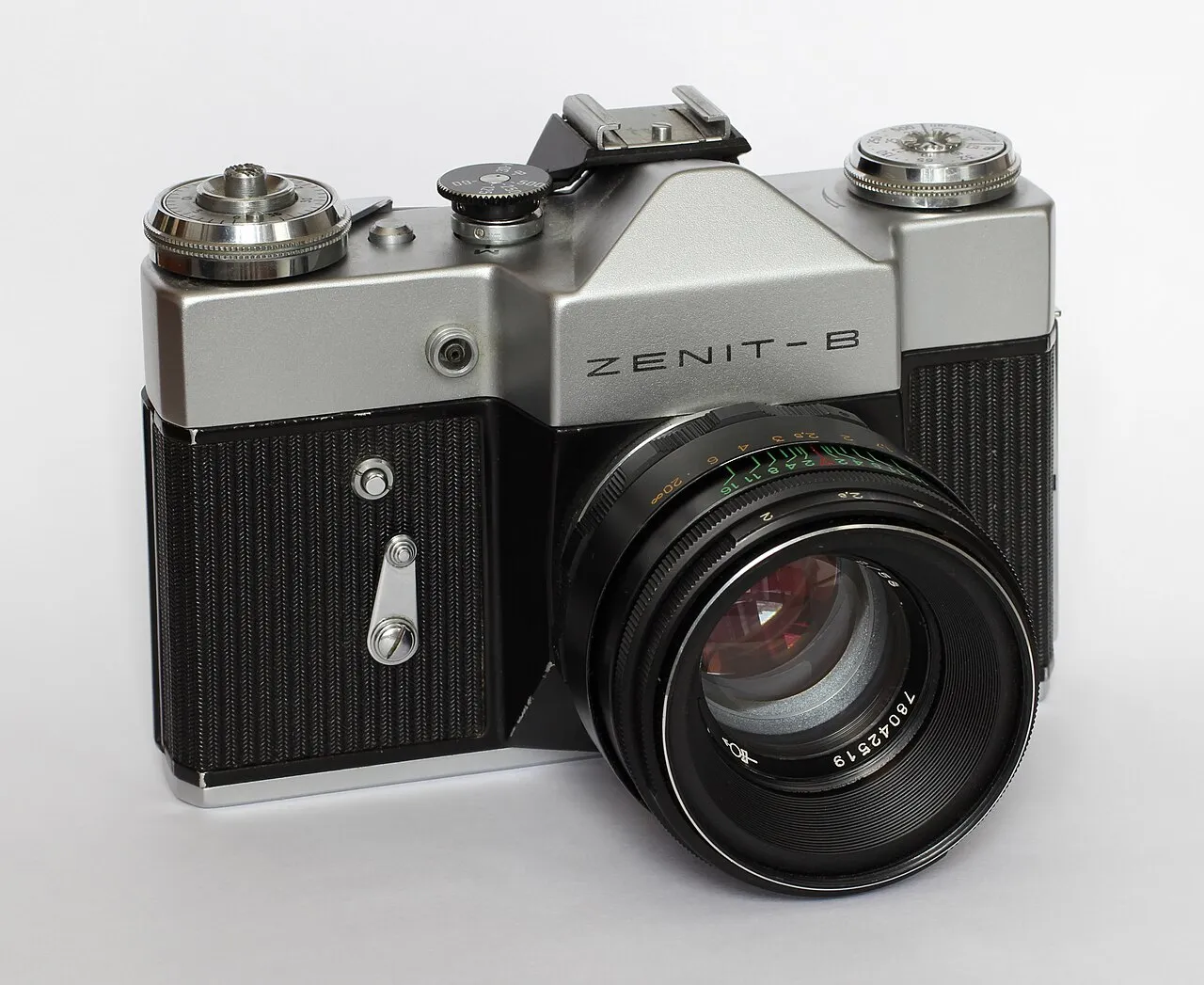 Zenit-B + Helios-44-2 58mm f/2, photographed for the collection.